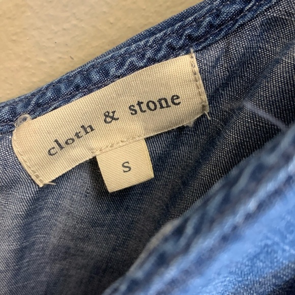 Anthro Cloth & Stone Chambray One-Shoulder Top - Picture 6 of 7